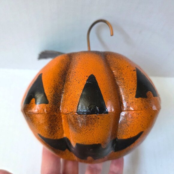 Folk Art Hand Painted Metal Halloween Decor Pumpkin Jack O Lantern Nancy Capuano - Picture 3 of 10